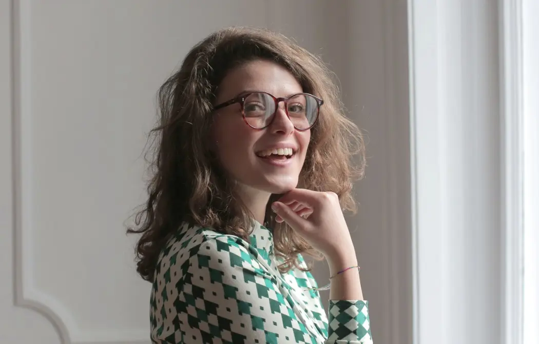 Na czym i jak ćwiczyć umiejętności stylistki rzęs?