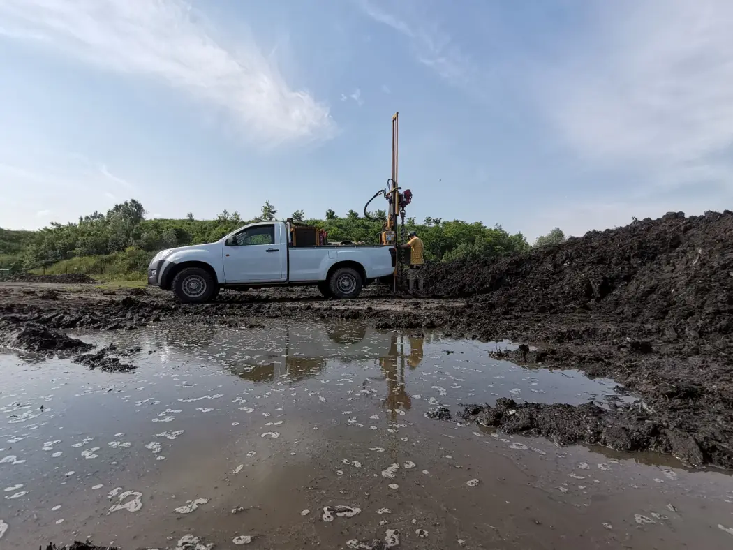 Usługi geotechniczne: Klucz do bezpiecznej budowy domu jednorodzinnego