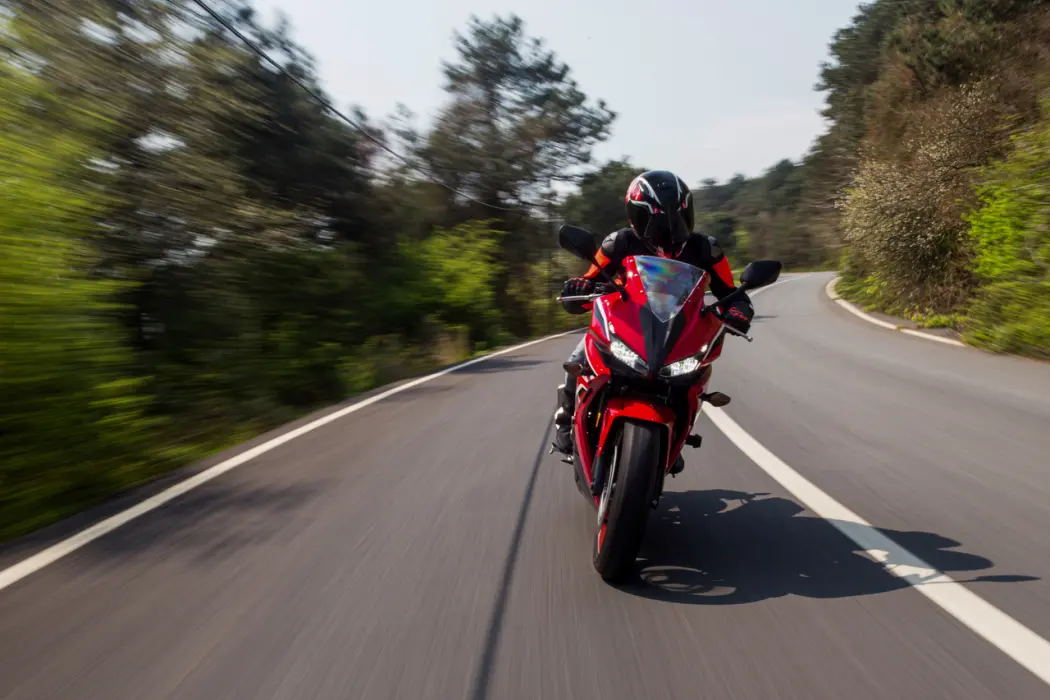 Wybór stroju na motocykl - na co się zdecydować