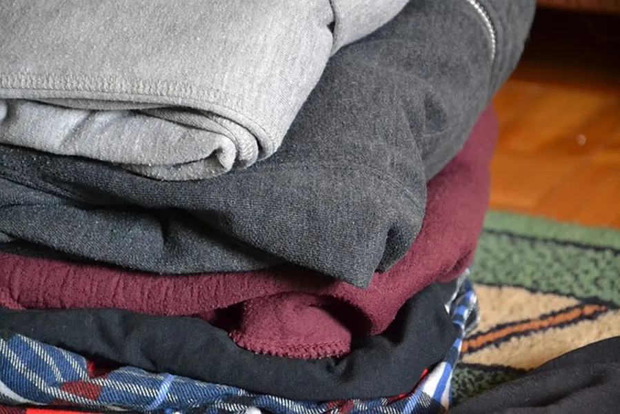 Ubrania w rozmiarze plus size dla kobiety po 50. Zobacz, co warto kupić!