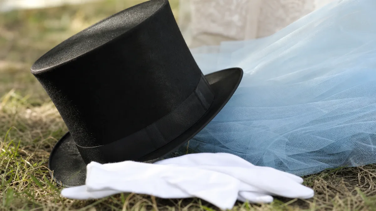 Elegancja z innej epoki w Parku Południowym. Krynolina organizuje piknik