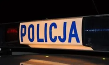 87-latka przekazała oszustowi 120 tysięcy złotych. Mężczyzna przyszedł do jej mieszkania w środku nocy