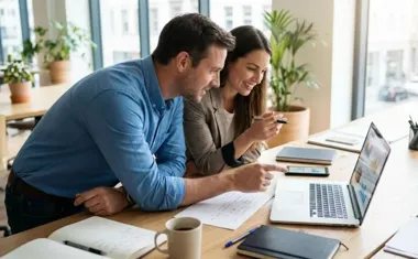 10 błędów na stronach www, które kosztują Cię klientów — audyt w 5 minut