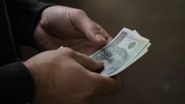 Pochwalił się gotówką, potem mógł stracić życie. Czterech zatrzymanych