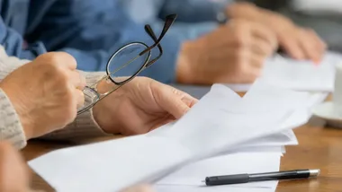 Seniorzy spotkali się w Chrząstawie. Rozmowa zeszła na ich potrzeby