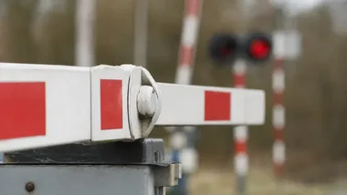 Uszkodzone rogatki na Zwycięskiej. Przejazd już otwarty
