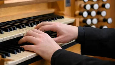 Dwadzieścia lat przy organach. Jubileuszowy koncert w bazylice św. Elżbiety