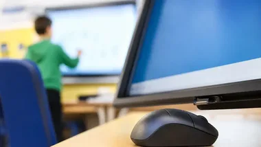 Bezpłatny IT Camp dla początkujących. W programie 8 webinarów i 4 warsztaty