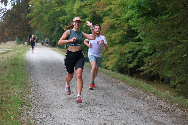 Grafika promocyjna wydarzenia Parkrun Wrocław — bezpłatny bieg 5 km nad Odrą (15 listopada 2025)
