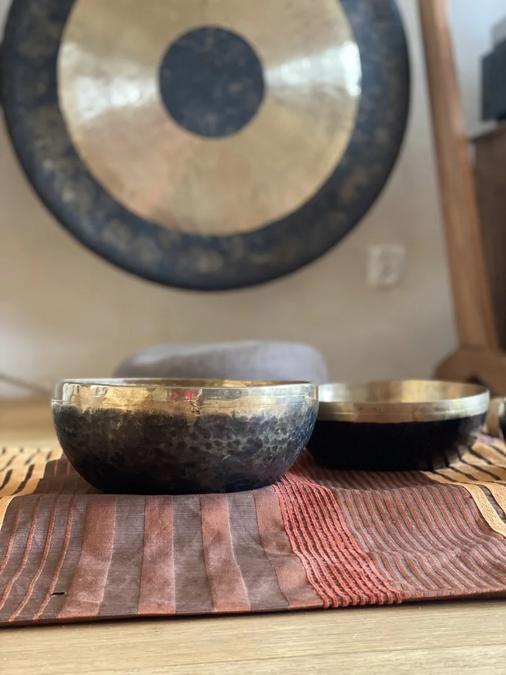 Grafika promocyjna wydarzenia Regeneracyjne gongi Wrocław