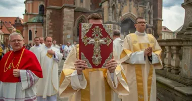 Grafika promocyjna wydarzenia Procesja z relikwiami św. Stanisława i św. Doroty