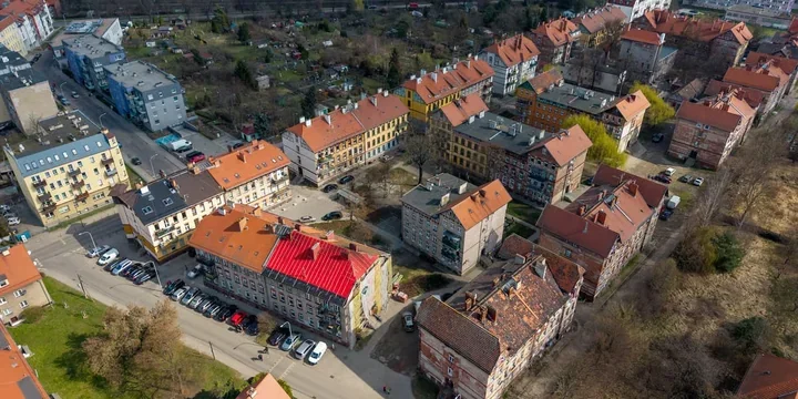 Jak odnowić podwórka między Chińską a 3 Maja? Ruszyły konsultacje