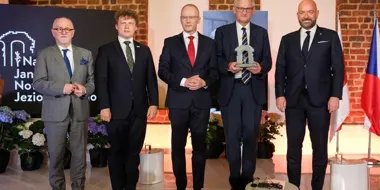 Carl Bildt z wrocławską nagrodą. W centrum znów była Europa
