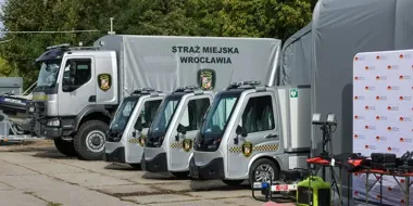 Straż Miejska we Wrocławiu ma 15 nowych pojazdów. Koszt to 4 mln zł