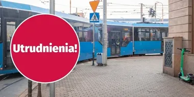 Trakcja przy Dworcu Głównym chwilowo obniżona – MPK przywróciło kursy tramwajów
