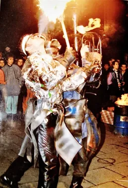 Dwie książki, jeden trop - Wrocław i performance wracają do rozmowy