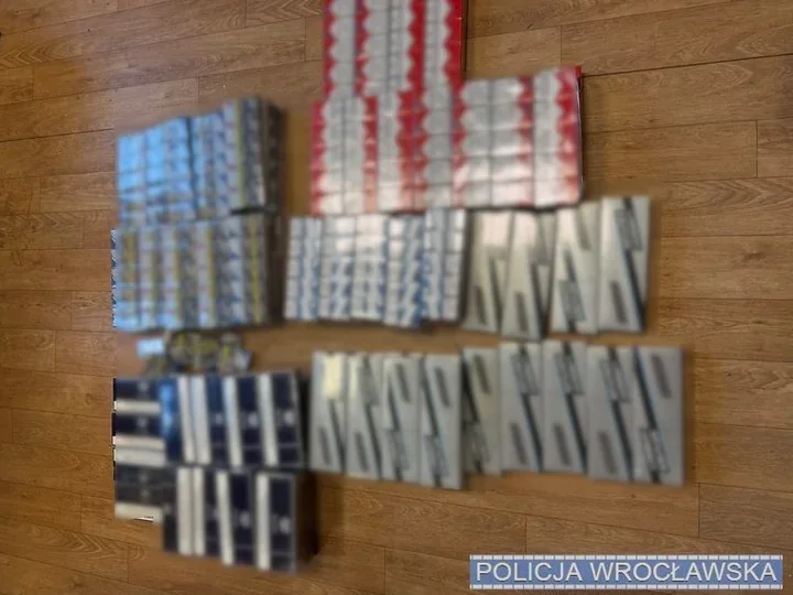 23 tysiące papierosów bez akcyzy na wrocławskim targowisku - zarzut dla 43-latka
