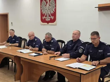 Mecz Manchesteru United we Wrocławiu. Policjanci działali na lądzie, wodzie i w powietrzu