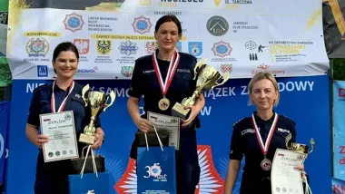 Wrocławscy policjanci na podium. Jedna zawodniczka zdobyła dwa wyróżnienia