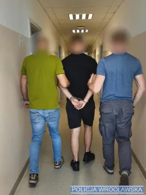 Rozbój na Wzgórzu Andersa. Pięciu zatrzymanych po ataku na nastolatków