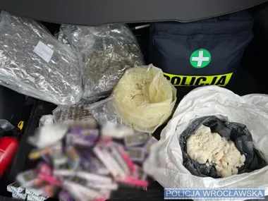 Ponad 7,5 kg narkotyków we Wrocławiu. 39-latek trafił do aresztu