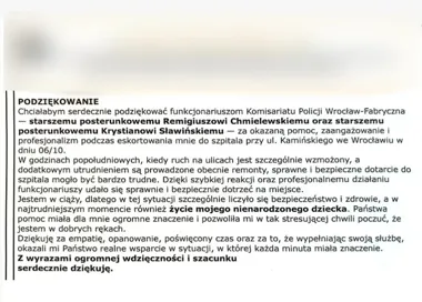 Policyjna eskorta przez korek. Ciężarna kobieta szybko dotarła do szpitala we Wrocławiu