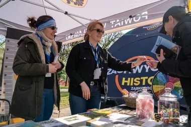 Pod Iglicą ruszył sezon turystyczny. Powiat pokazał swoje atuty