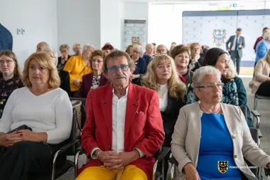 Pierwsze forum senioralne w powiecie wrocławskim przyciągnęło tłum i nowe pomysły