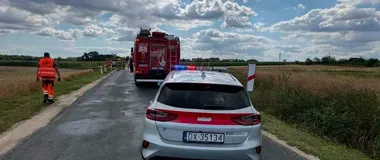 Pociąg z 91 osobami zderzył się z ciągnikiem. Interweniowała straż