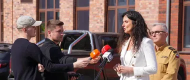 Pożary traw ciągną służby na Dolnym Śląsku – setki interwencji i surowe kary