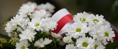 Przed pomnikiem we Wrocławiu uczczono Sybiraków. Pamięć o wywózkach trwa