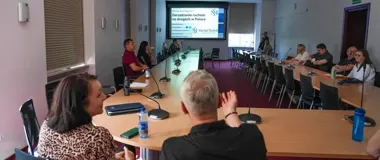 Bezpieczniejsze drogi na Dolnym Śląsku. Ruszyły warsztaty dla samorządów