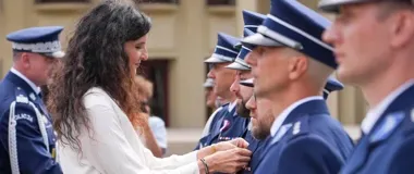Awanse, odznaczenia i miliardy na bezpieczeństwo. Święto Policji we Wrocławiu