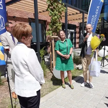 Nowa biblioteka w Długołęce już działa - ma szansę stać się sercem spotkań